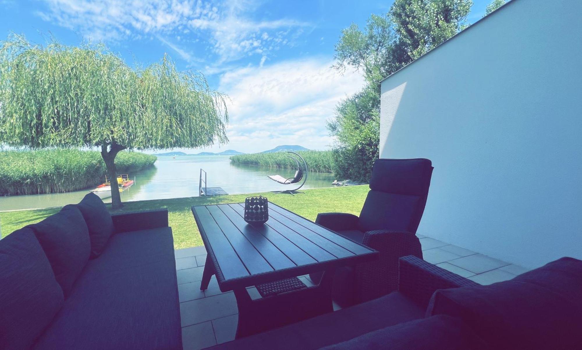 Balaton A Kertben - Balaton In The Garden - Beachfront Houses With Beautiful View, Private Beach Балатонфеньвеш Екстер'єр фото